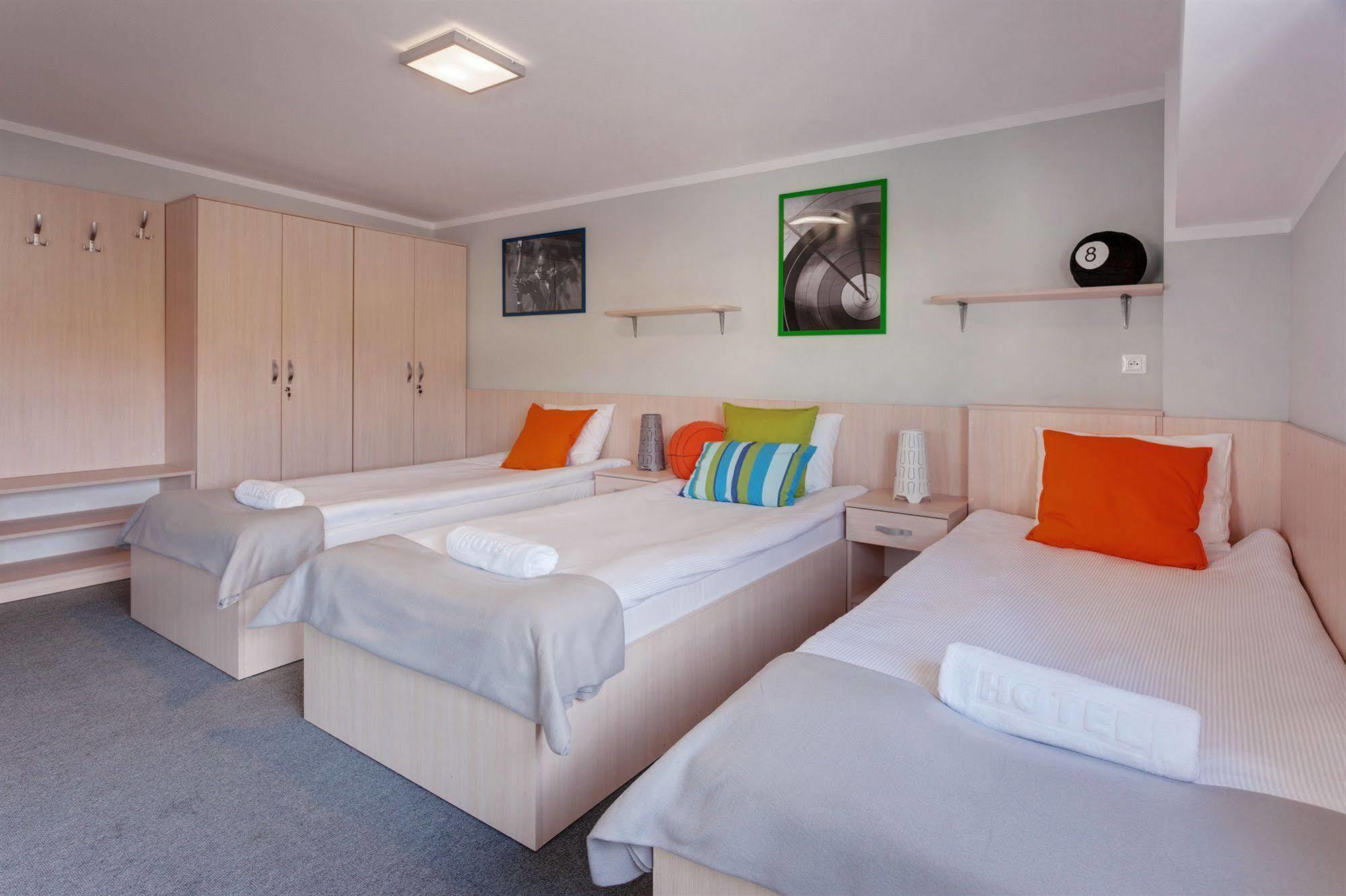 Hostel Rakietka Gdansk Bagian luar foto