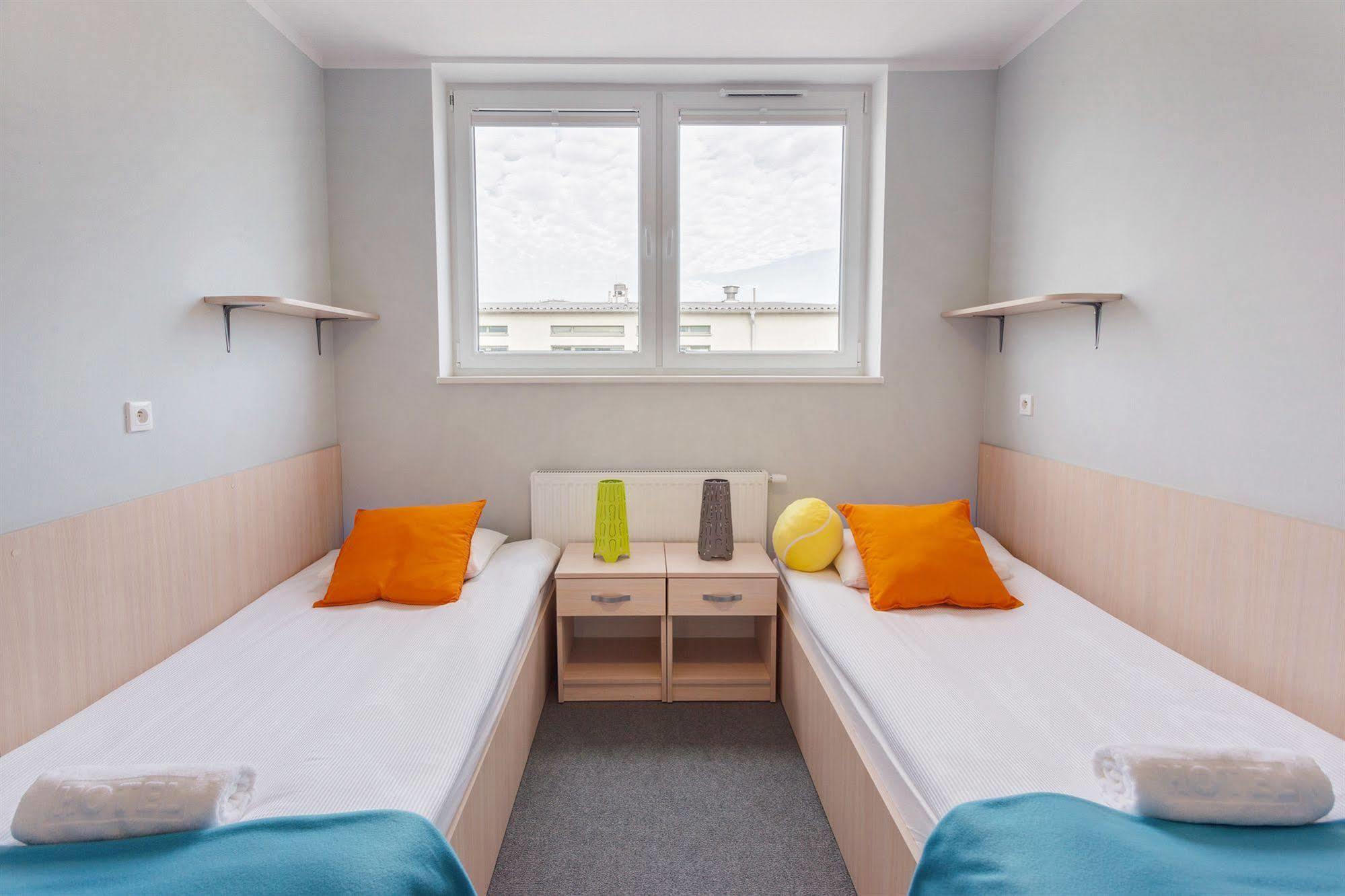 Hostel Rakietka Gdansk Bagian luar foto