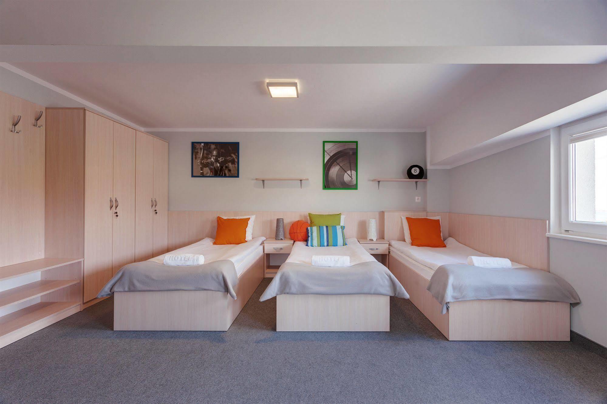 Hostel Rakietka Gdansk Bagian luar foto